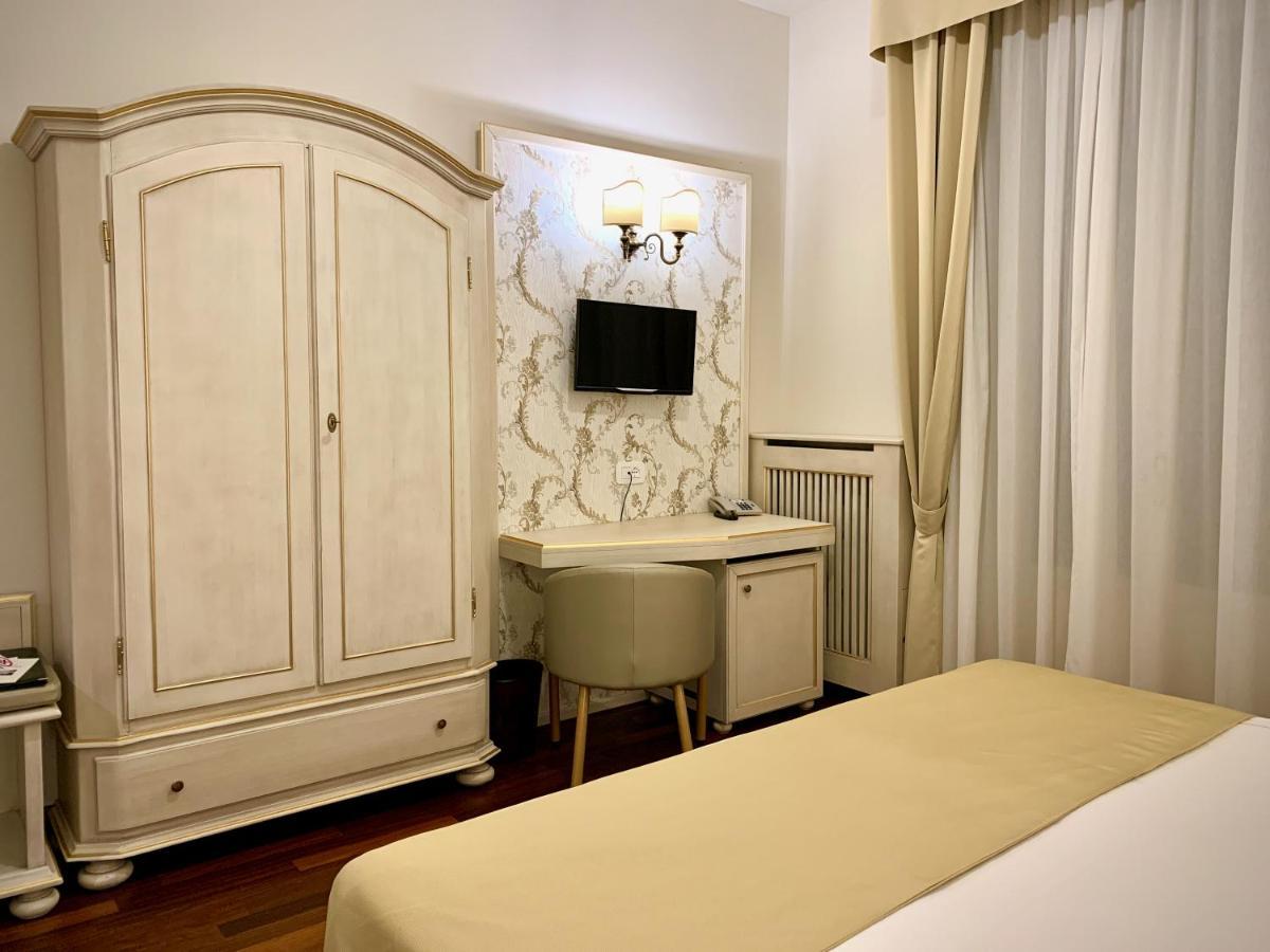 Albergo Gardesana توري ديل بيناكو المظهر الخارجي الصورة