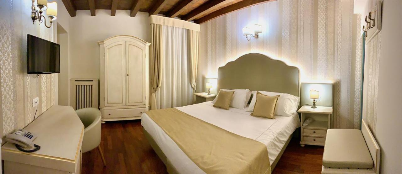 Albergo Gardesana توري ديل بيناكو المظهر الخارجي الصورة